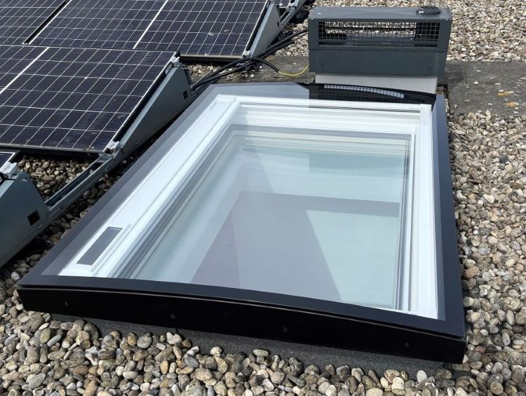 VELUX platdakraam